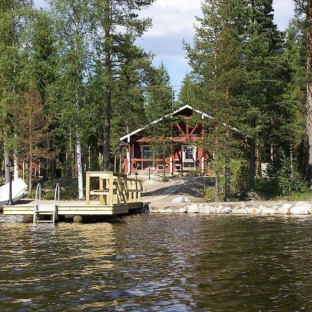 Hirvensalmi Kartanohotelli Satulinna Huvilat المظهر الخارجي الصورة