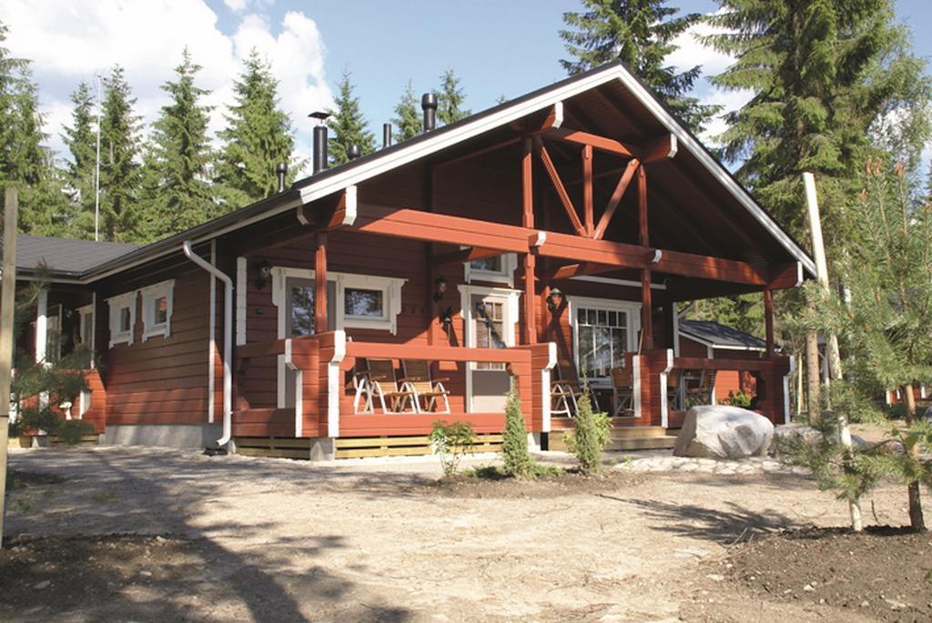 Hirvensalmi Kartanohotelli Satulinna Huvilat المظهر الخارجي الصورة